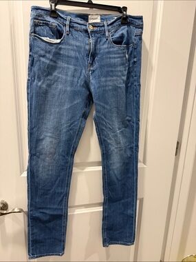 Frame Denim Women's Straight Leg Jeans in Medium Blue Wash